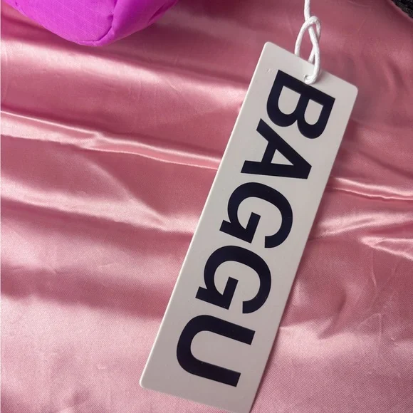 NWT Baggu Extra Pink Puffy Fanny Pack - Picture 5 of 6
